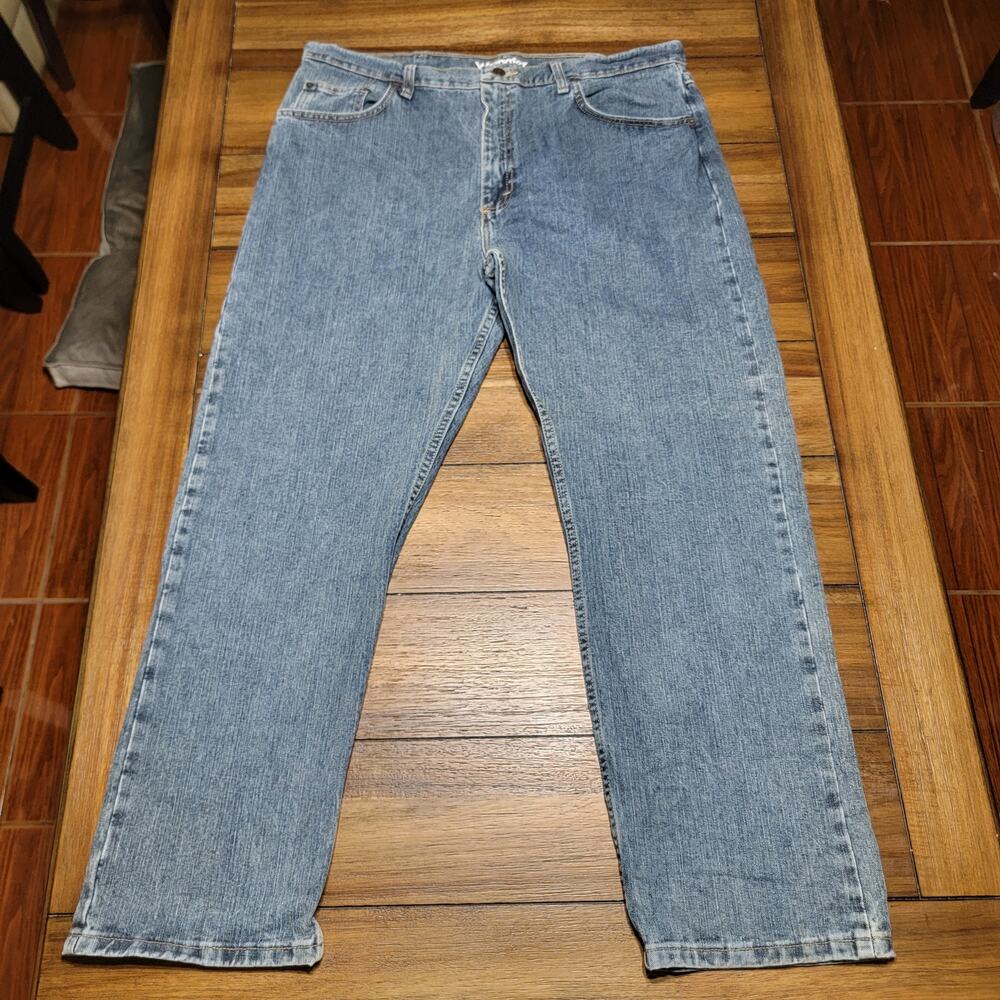 Wrangler Relaxed Fit Straight Denim Jeans - Size 38 X 30